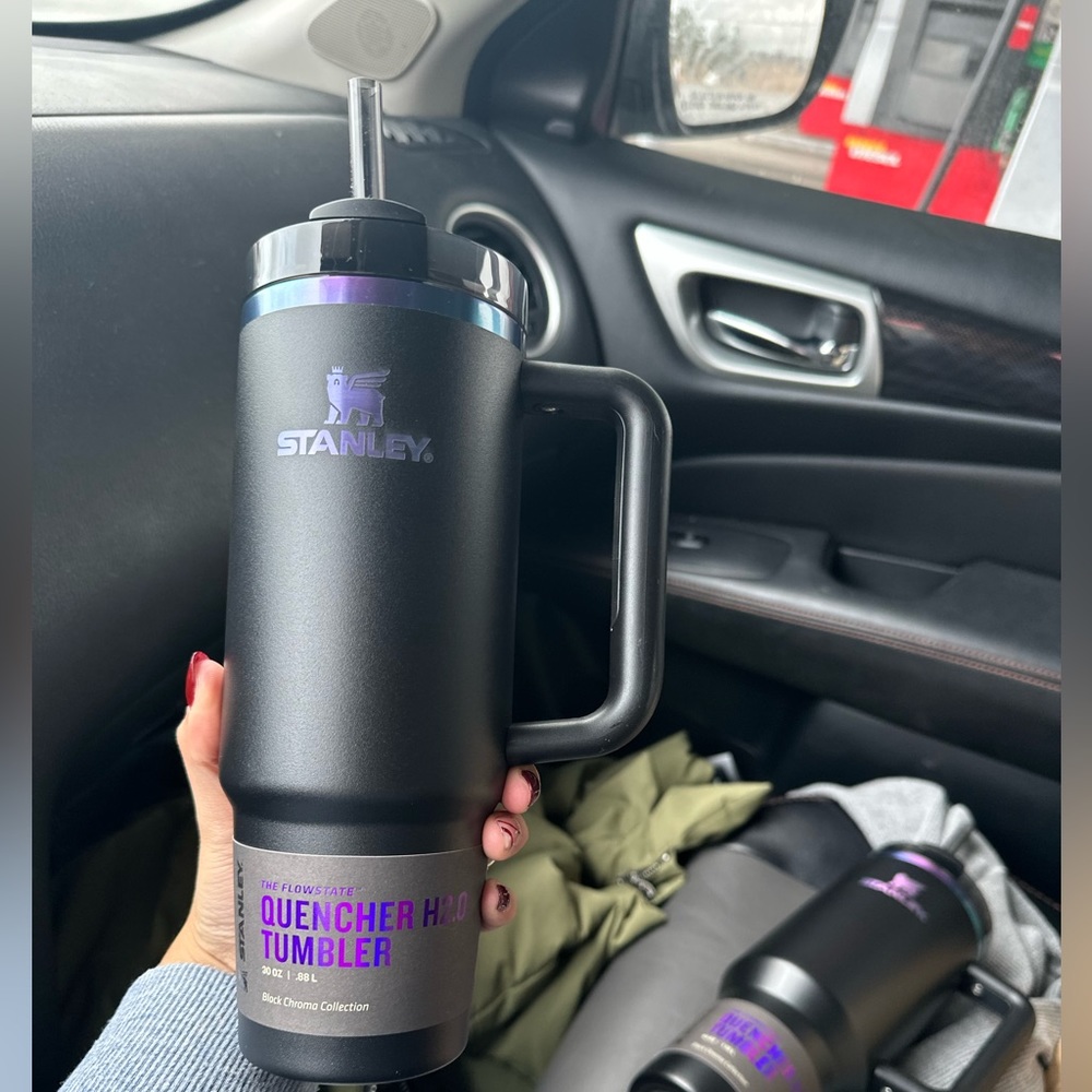 Stanley Quencher 30 oz Black Chroma *Limited Edition*